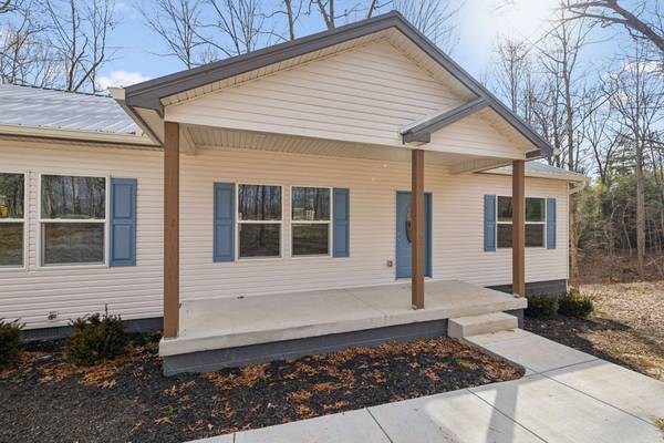 1059 Bald Eagle Dr, Kingston Springs, TN 37082