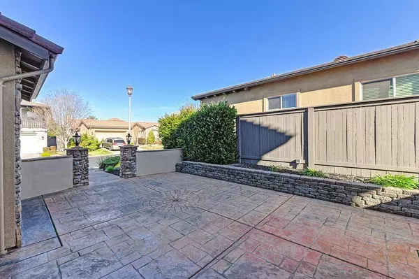 1548 Deer Hollow WAY, Roseville, CA 95661
