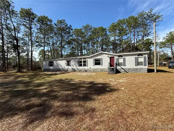 3367 W Oxford ST, Dunnellon, FL 34433