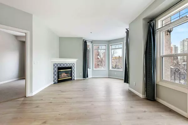 923 15 AVE SW #405, Calgary, AB T2R 0S2