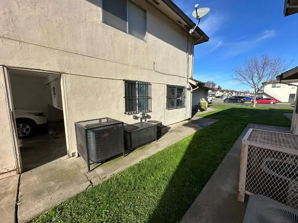 2940 Peachtree DR #3, Stockton, CA 95203