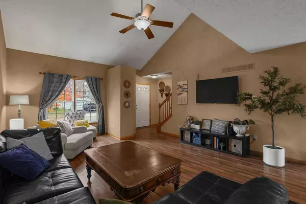 1104 Harley Run Drive, Blacklick, OH 43004