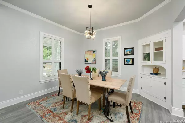 403 ELMHURST AVE, San Antonio, TX 78209-6609