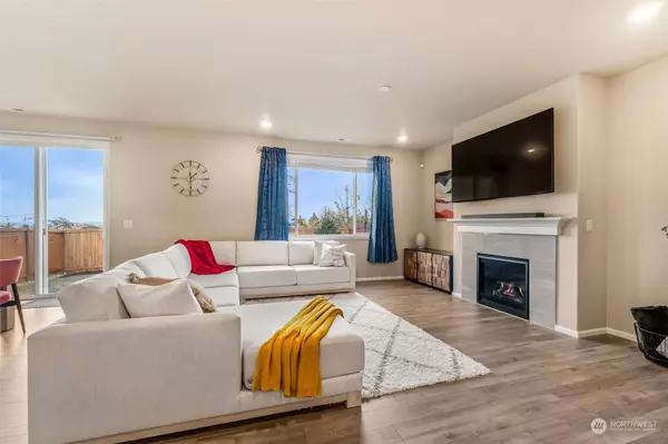 7205 132nd PL SE, Snohomish, WA 98296