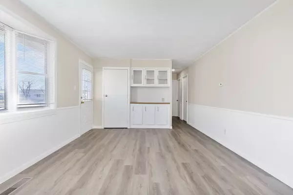 307 S HAMMES Avenue, Joliet, IL 60436