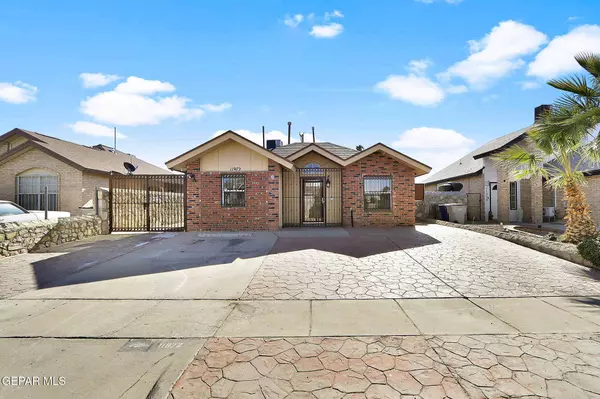 11972 ROYAL WOODS DR, El Paso, TX 79936