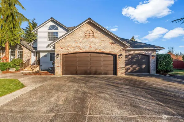 4002 Hollywood DR NE, Olympia, WA 98516