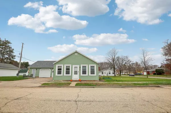 905 Polk Street, Sauk City, WI 53583