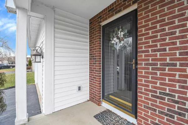 1104 Harley Run Drive, Blacklick, OH 43004