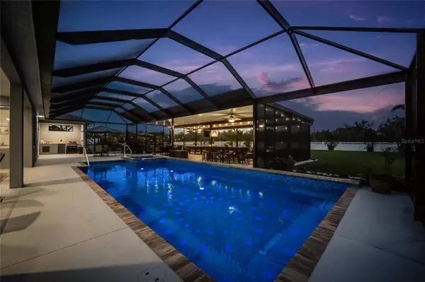 142 ISLAND CT, Rotonda West, FL 33947