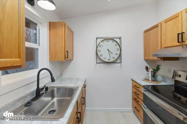 5408 Camelot DR, Anchorage, AK 99508