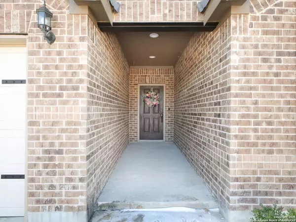 7802 DESPERADO WAY, Boerne, TX 78015-5191