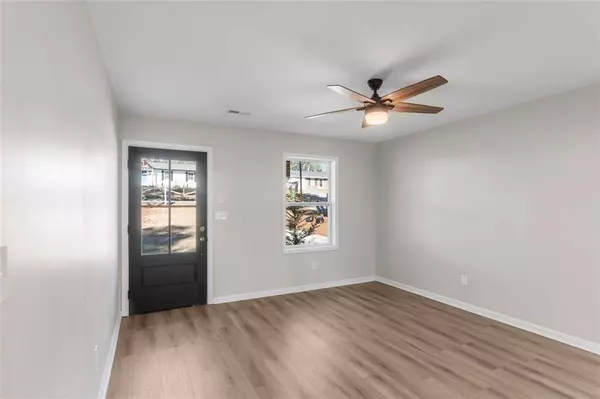 89 MONA, Dallas, GA 30132