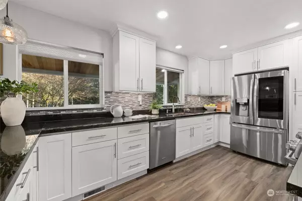 15549 206th AVE SE, Renton, WA 98059