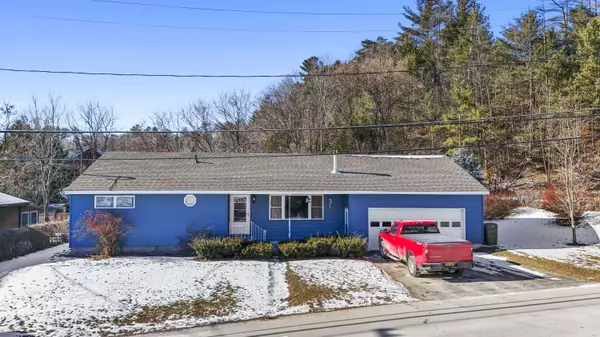 31 McCrea ST, Au Sable Forks, NY 12912