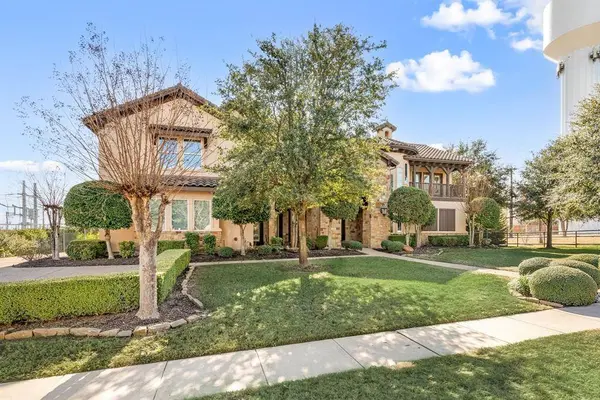 617 Rancho Laredo Trail, Southlake, TX 76092