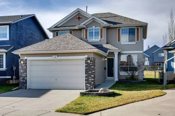 118 Somerset Close SW, Calgary, AB T2Y 3H8
