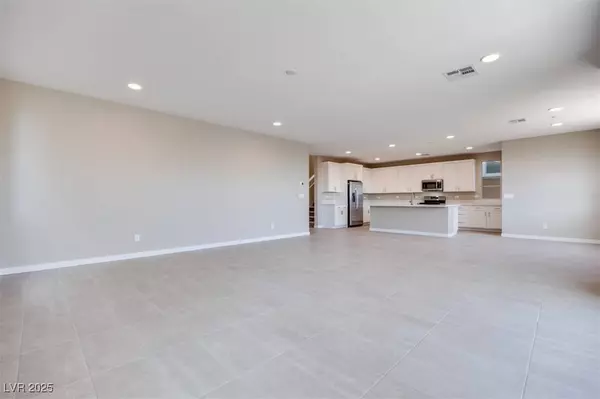 6828 Pacific Robin Street, North Las Vegas, NV 89084