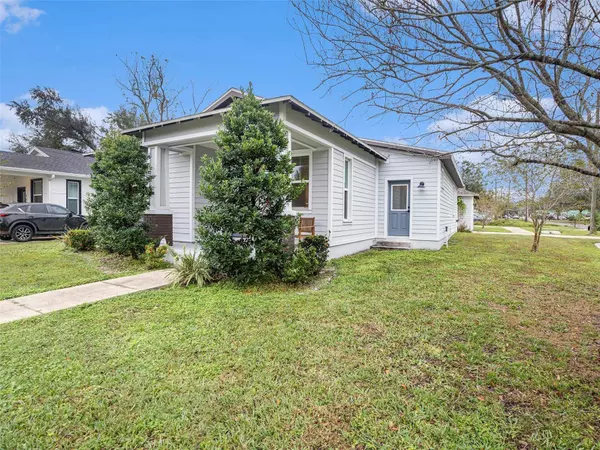 211 W BROAD ST, Tampa, FL 33604