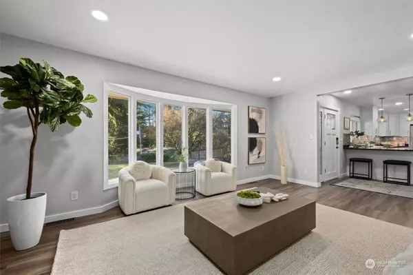 15549 206th AVE SE, Renton, WA 98059