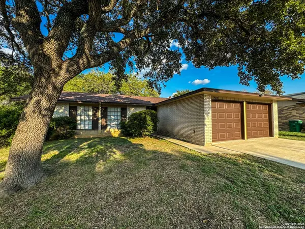 4638 Golden Meadow, San Antonio, TX 78250