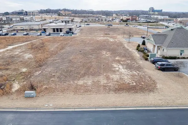 2655 Old Winder HWY #8B, Braselton, GA 30517