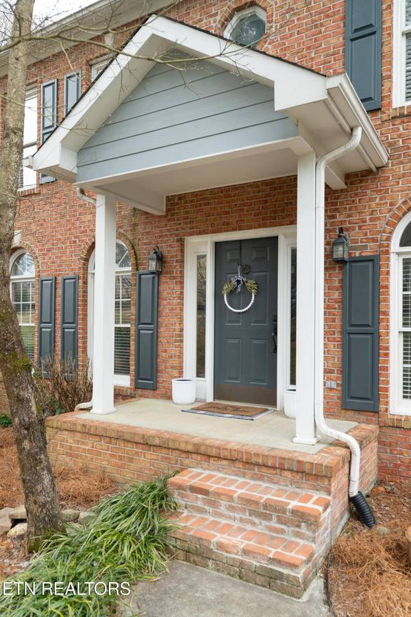 1320 Mark Joseph LN, Knoxville, TN 37931