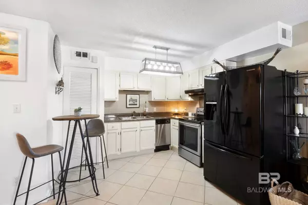 920 W Lagoon Avenue #B102, Gulf Shores, AL 36542