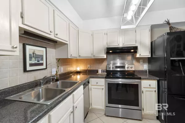 920 W Lagoon Avenue #B102, Gulf Shores, AL 36542