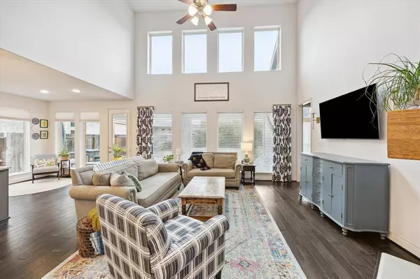 3811 Teal Bay LN, Fulshear, TX 77441