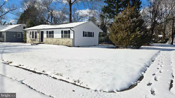 225 PENNSYLVANIA AVE, Clementon, NJ 08021