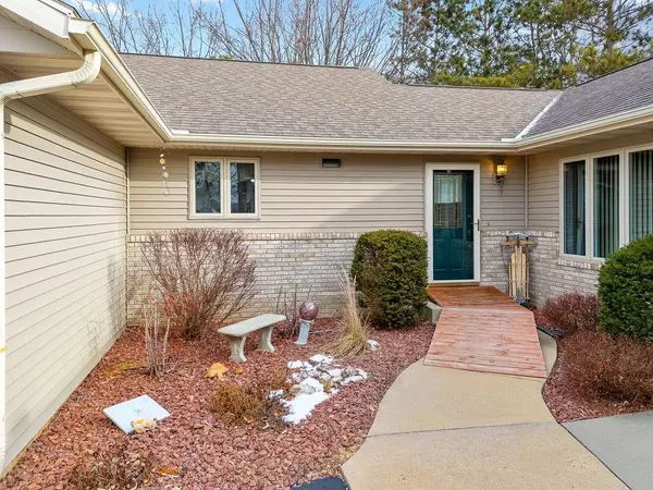 321 N Golf Course Road, Reedsburg, WI 53959