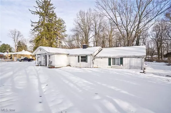 172 Warner RD, Hubbard, OH 44425