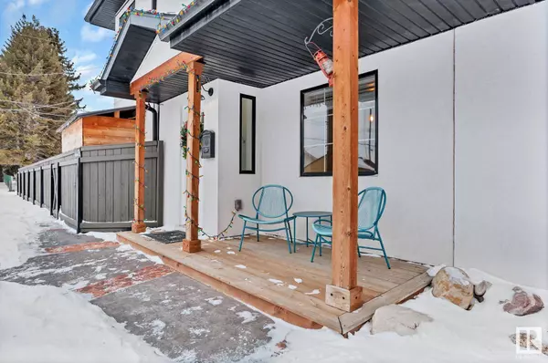 4448 114 AV NW, Edmonton, AB T5W 0T3