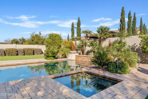 5045 S MINGUS Place, Chandler, AZ 85249