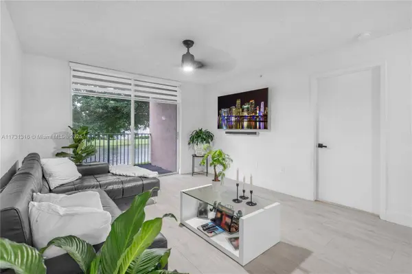 12142 Saint Andrews Pl #206, Miramar, FL 33025