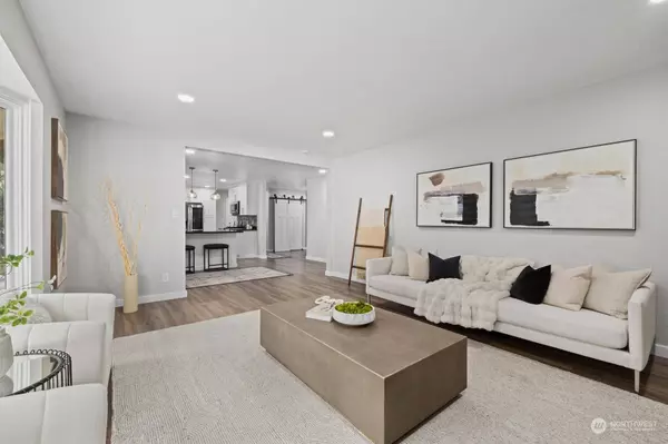 15549 206th AVE SE, Renton, WA 98059