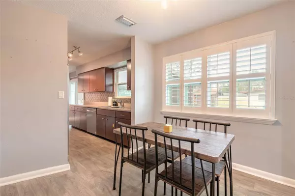 413 DIVISION AVE, Ormond Beach, FL 32174