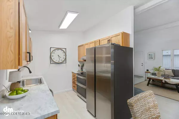 5408 Camelot DR, Anchorage, AK 99508