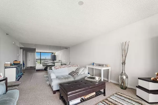 356 Golfview RD 505, North Palm Beach, FL 33408