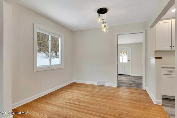 837 Sacandaga Road, Glenville, NY 12302