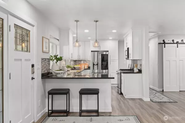 15549 206th AVE SE, Renton, WA 98059