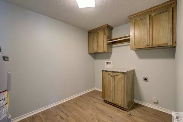 2211 N Akin Ave, Texarkana, TX 75501