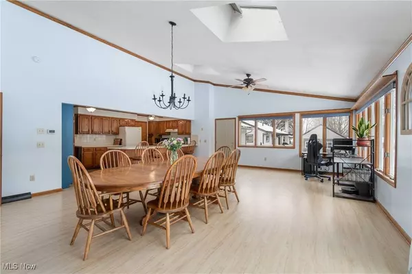 711 Werstler AVE NW, North Canton, OH 44720