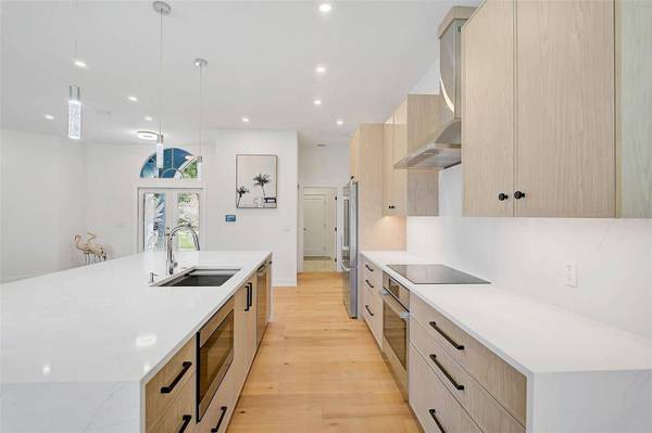 2008 TOCOBAGA LN, Nokomis, FL 34275