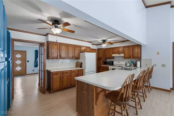 711 Werstler AVE NW, North Canton, OH 44720