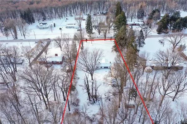 172 Warner RD, Hubbard, OH 44425