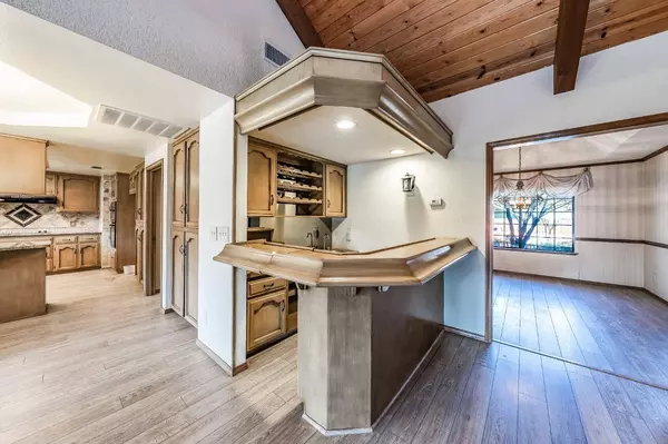 503 E Quincy AVE, Fresno, CA 93720