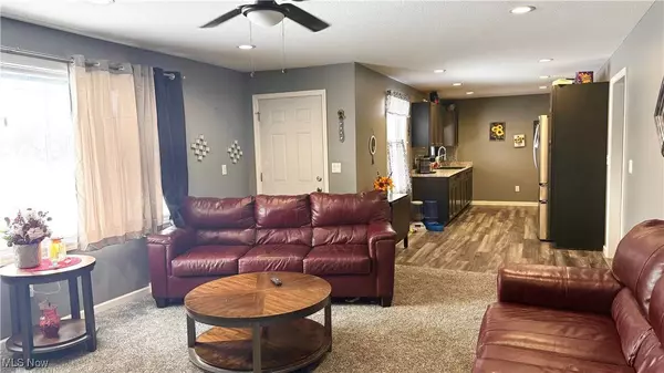 1810 Sequoya DR, Youngstown, OH 44514