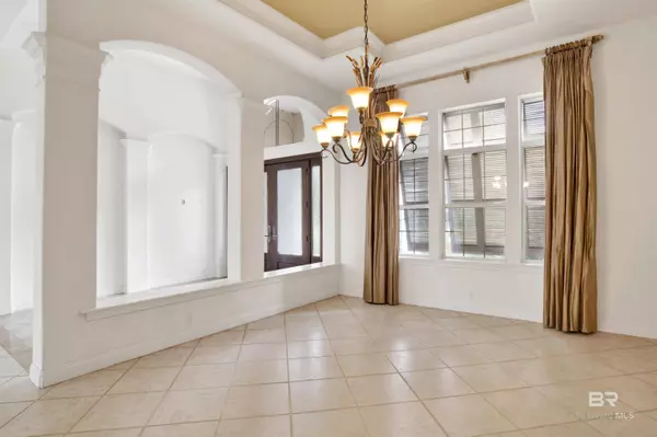 6820 Beaver Creek Drive, Fairhope, AL 36532